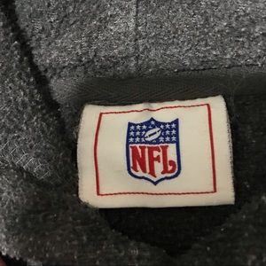 NFL Shirts - New England Patriots Hoodie Size L Men NFL Shirts - New England Patriots Hoodie Size L Men